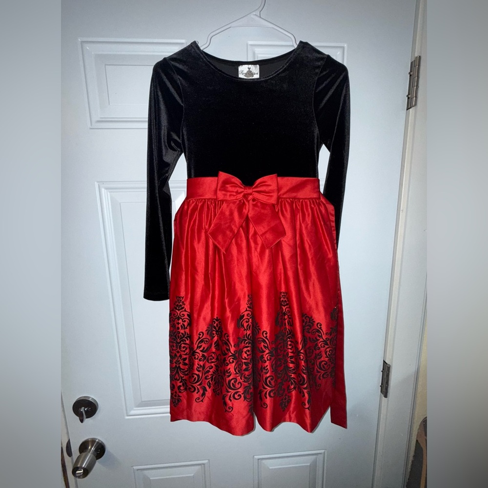 Girls dress